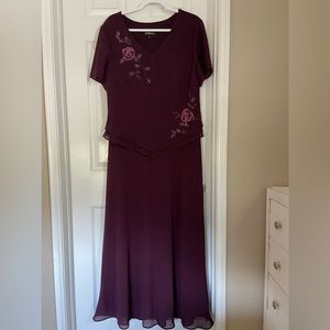 Ladies Full Length Formal Dress